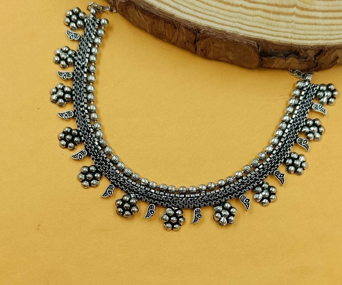 Silver Plated Brass Nacklace