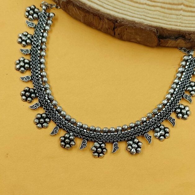 Silver Plated Brass Nacklace