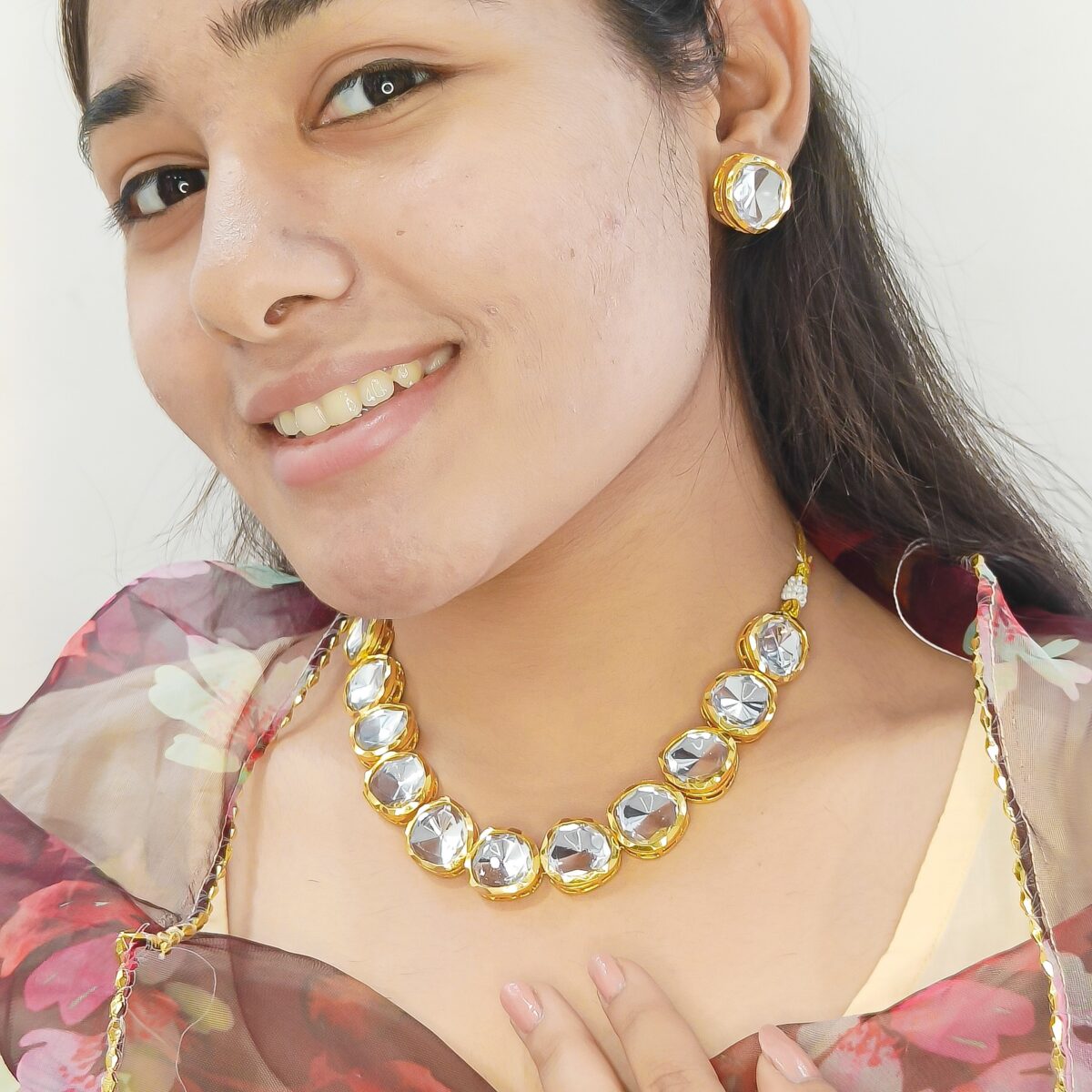 Gold Plated Kundan Necklace Set - Image 2