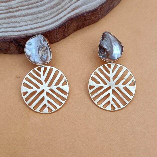 Gold Plated Pearl With Golden Circle Matte Finish Earrings