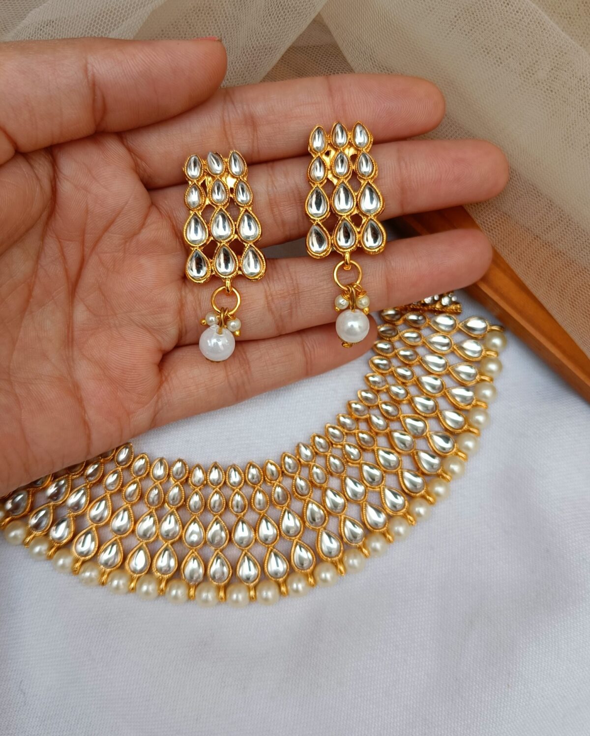 Golden Choker Heavy Kundan Set - Image 4