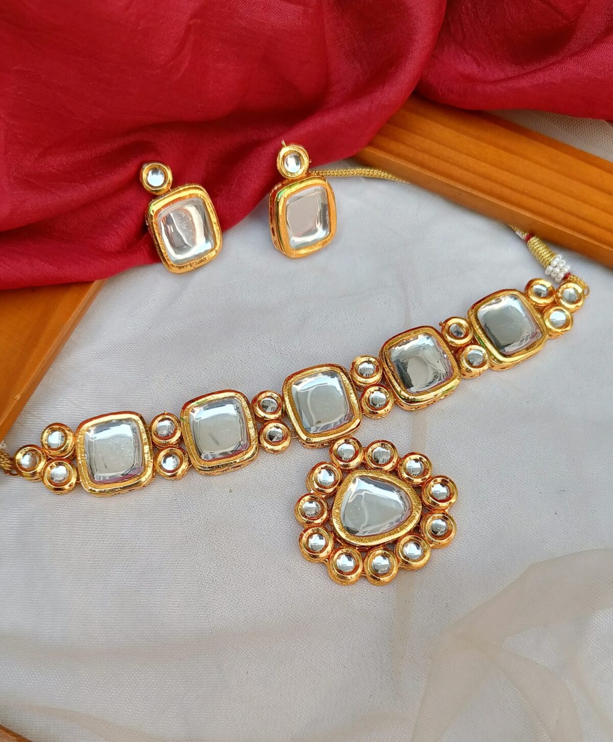 Gold Plated Square Shaped Kundan Choker Set