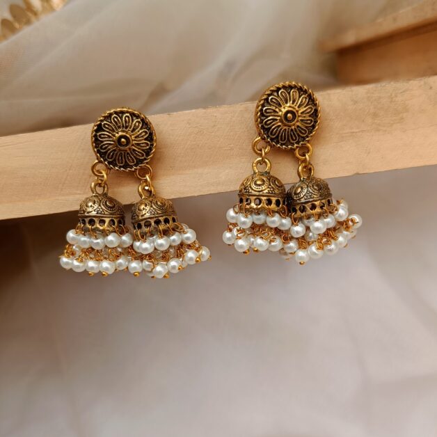 Golden Circle With 2 Jhumki Beaded Earrings