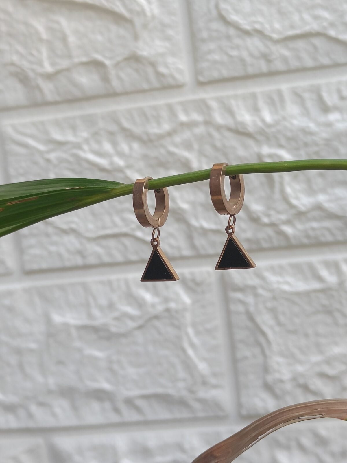 Rose Gold Plated Stainless Steel Black Tringle Earrings