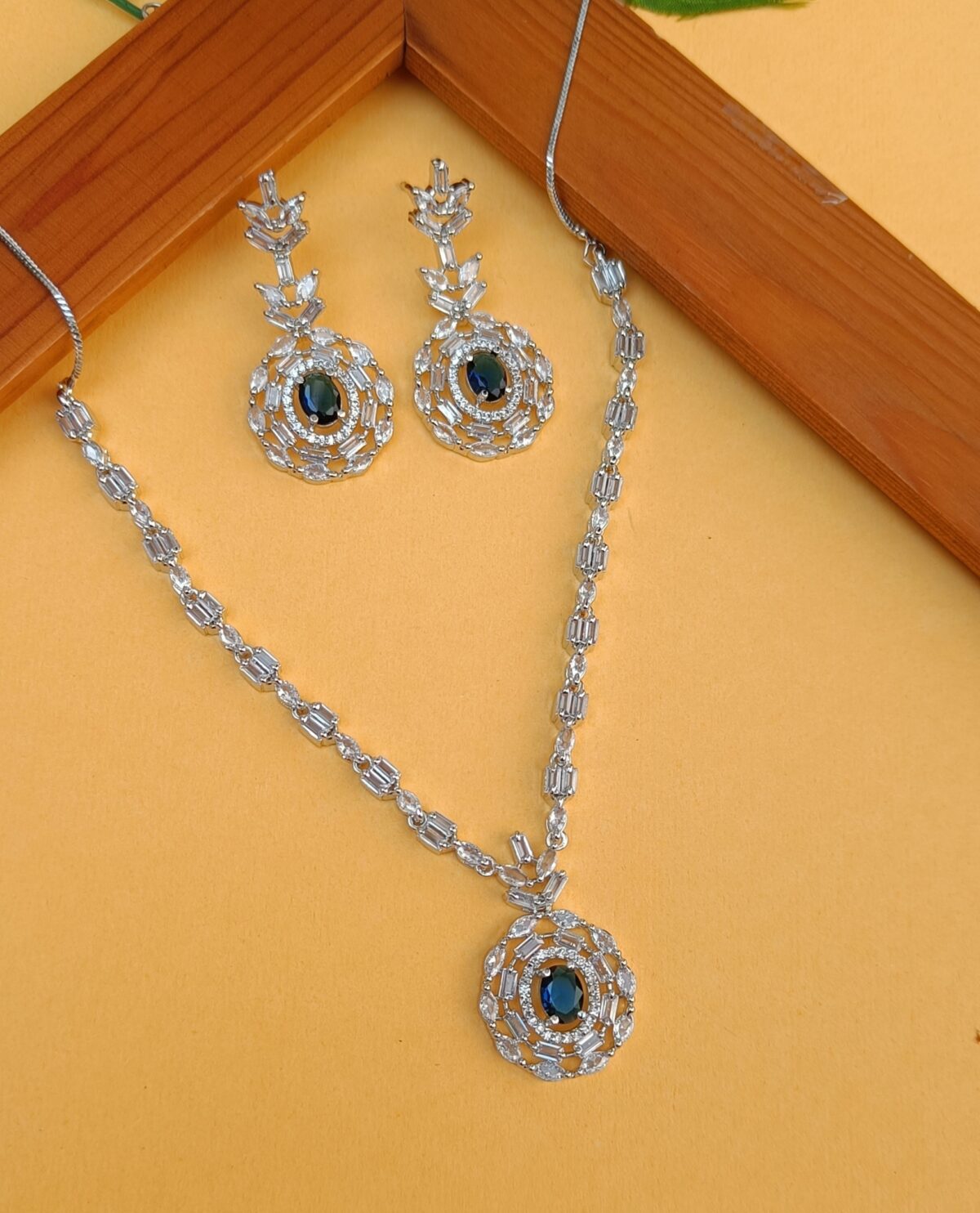 Rhodium Silver Plated Premium American Diamond Necklace Set