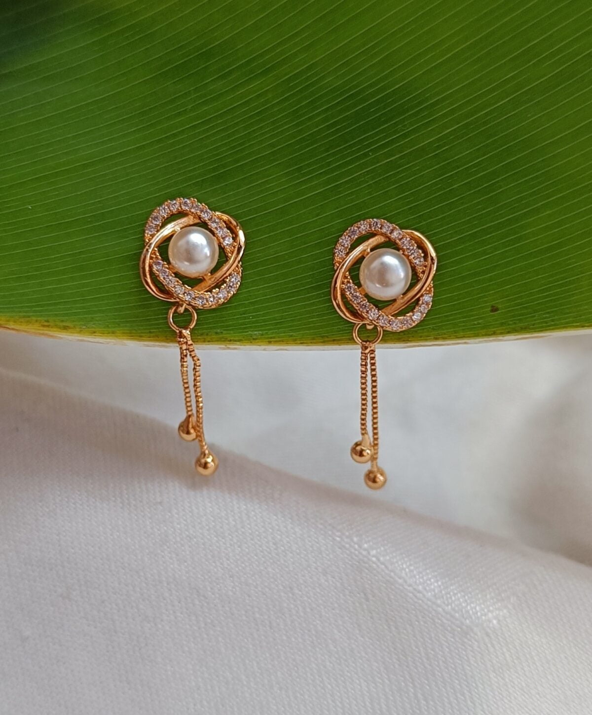 FHF Rose Gold Plated American Diamond Flower Shaped Earrings