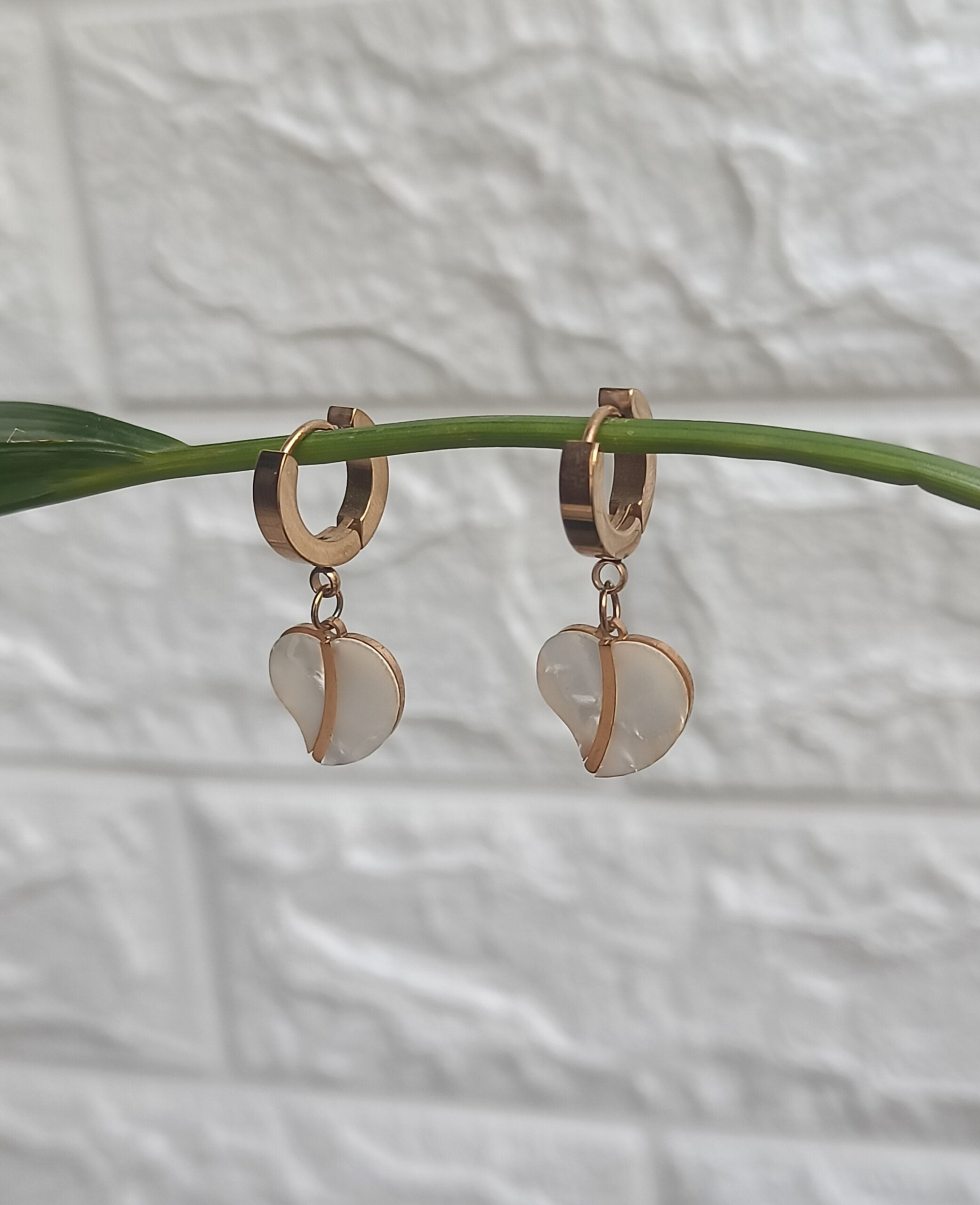 Rose Gold Plated Anti Tarnishing Heart Dangler Earrings
