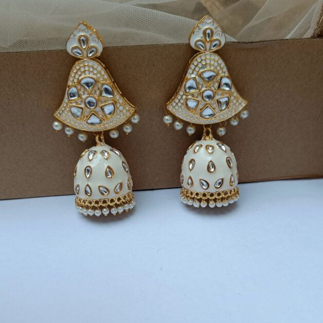 Gold Plated White Kundan Traditional Jhumka Earrings (ERJ67)