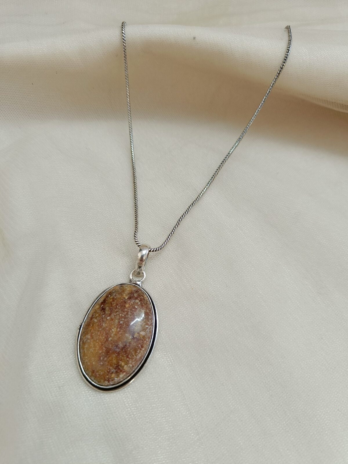 FHF Silver Plated Natural Stone Pendant - Image 3