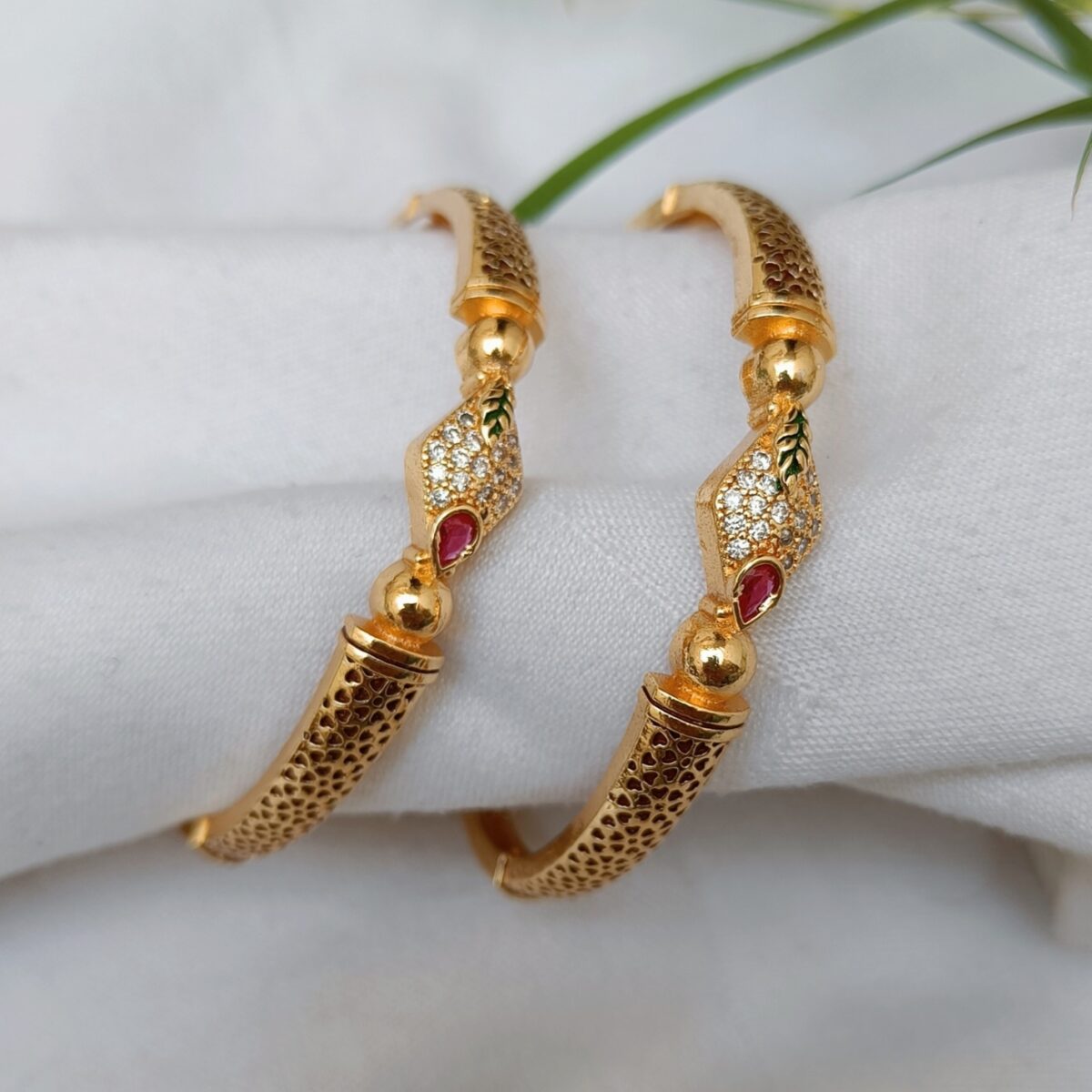 FHF Gold Plated Designer Bangle Set