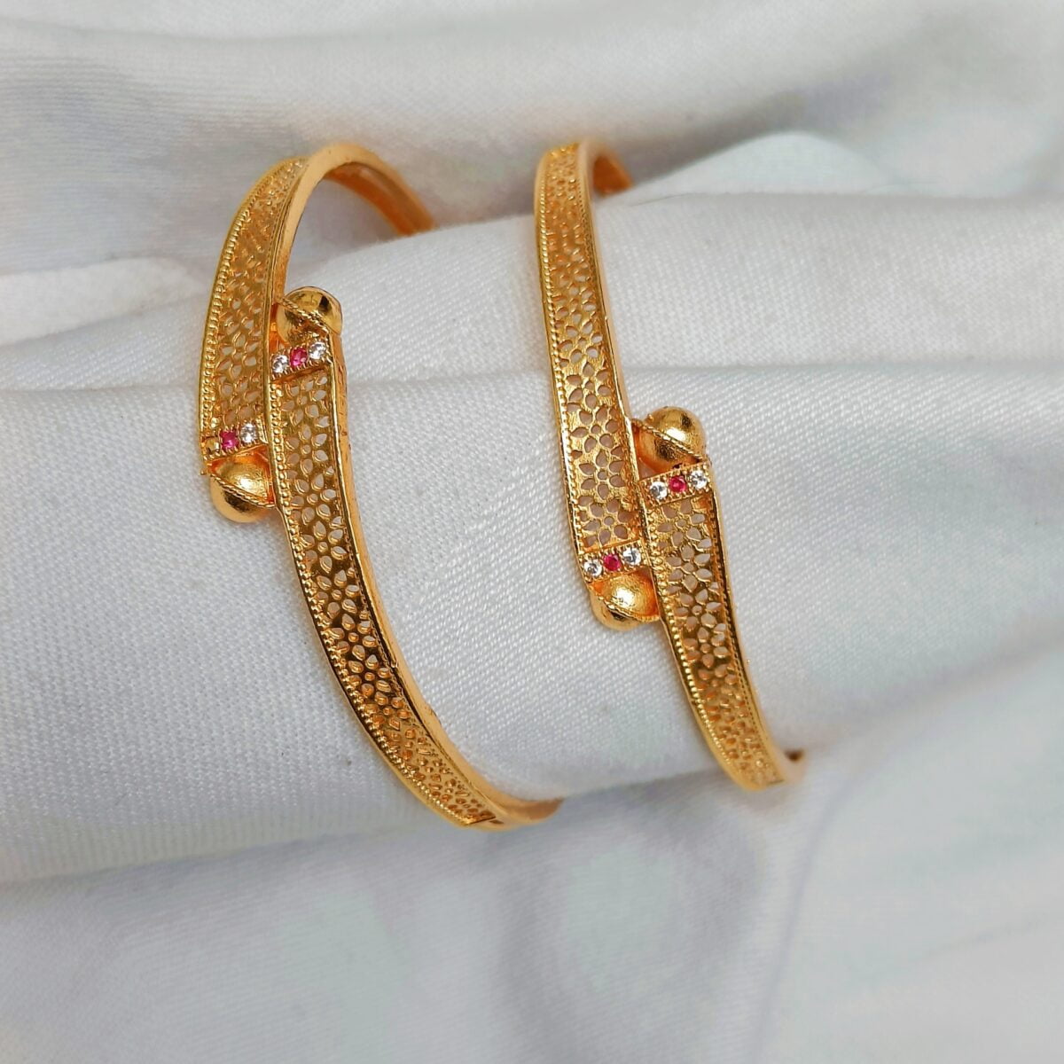 FHF Gold Plated Designer Bangle Set