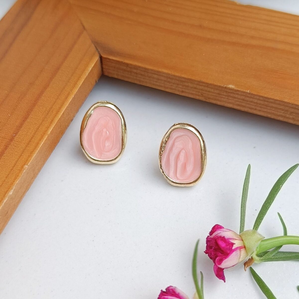 Earrings, Stud, Pink