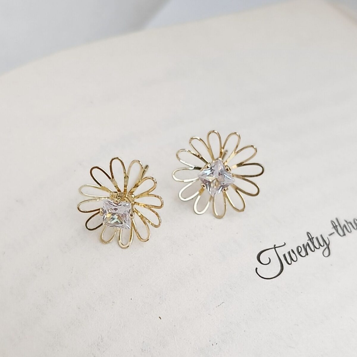 FHF Floral Stone Studded Designer Stud Earrings - Image 3