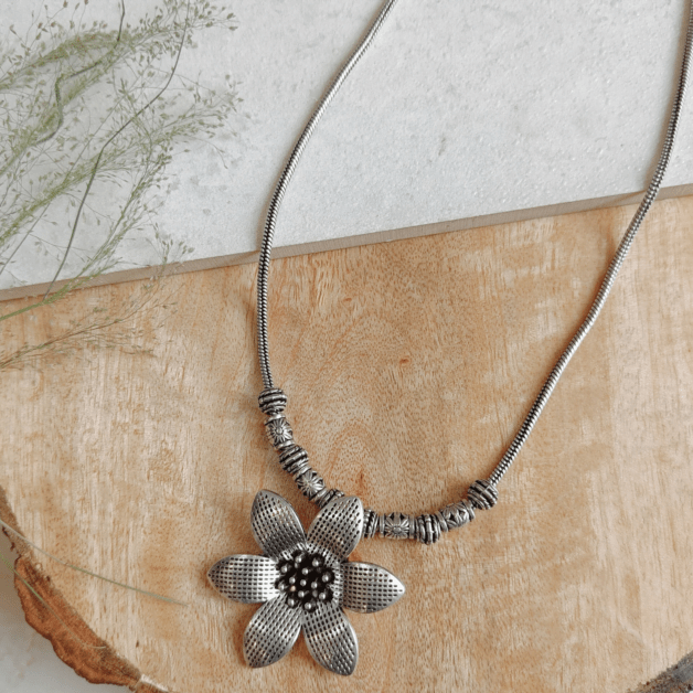 festival , dandiya, navratri, oxidised, pendant