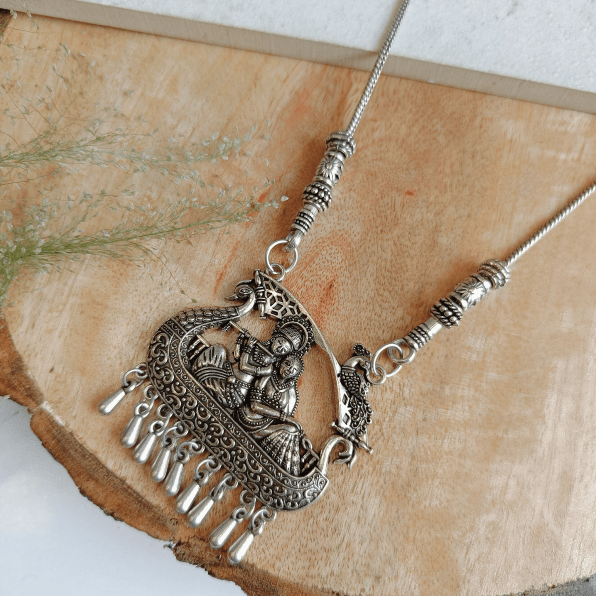 festival , dandiya, navratri, oxidised, pendant