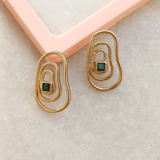 FHF Emerald Glow Geometric Drop Earrings – Gold Plated Modern Statement Jewelry